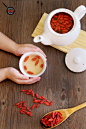 GOJI BERRY TEA. Easy does it !! :): 