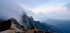 美丽的黄山风景桌面壁纸