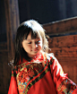 　2011年3月，才2岁的恬恬参与2010年度明星宝贝评选获得总冠军，从此，她就被人记住了。那一年，包括玛莎拉蒂、奔驰等共有7家公司找她拍平面广告。2014年，她跨入电视圈，当年1月接拍电视剧《爷们儿》，同年又相继接拍了三部电视剧。最近的一部就是由娘娘孙俪主演的《芈（mǐ)月传》，她在剧中饰演小芈月。