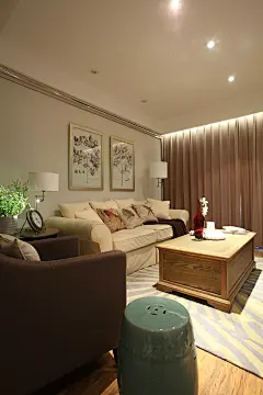 [简中式小户型客厅装修效果图]简约卧室壁纸装修效果图大全2013图片欣赏小户型圆形餐厅装修效果图