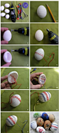 鸡蛋十字绣的奥秘：1：需要的工具和材料（蛋壳若干，钻，绣线，针，剪刀）2：在蛋壳上钻个洞。3：把蛋清蛋黄取出。4：用铅笔定位5：在用钻打几个小洞！（如图）6：把铅笔稿擦掉，可以开始绣啦！7.8.9：直接绣上喜欢的图案就可以啦~手工很强大~~