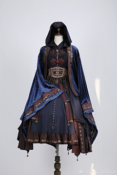 一起吃芥末叭采集到古风服装/人设