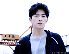 #杨洋##杨洋puma亚洲区代言人##杨洋三生三世十里桃花##杨洋武动乾坤#

我想說，他穿的那雙鞋，真的很好穿很舒服

動圖 + 電腦桌面 + 手機壁紙 @杨洋icon ​​​​