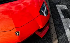 高清晰红色兰博基尼跑车壁纸封面大图