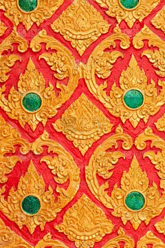 泰国红色寺庙墙上的条纹