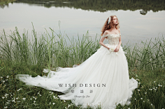 婚纱设计师兰奕采集到婚纱设计师兰奕的原创画板