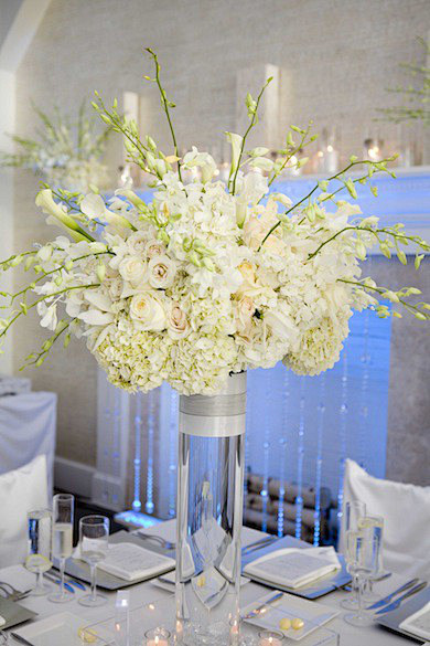 婚礼桌花-漂亮的白色桌花