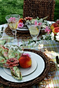 Entertaning - Tablescapes & Settings / Lovely <3 I love the lemon slice. flower. peach that match the napkin