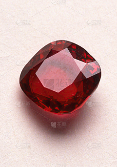 PearlChen采集到生辰石