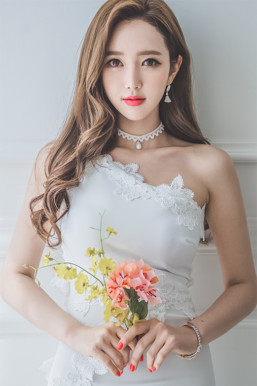 写真人像摄影唯美模特美女人像摄影动作参考采集