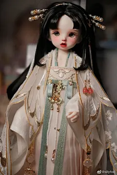 bjd超话
小玉公主真的好好看 ​​​​