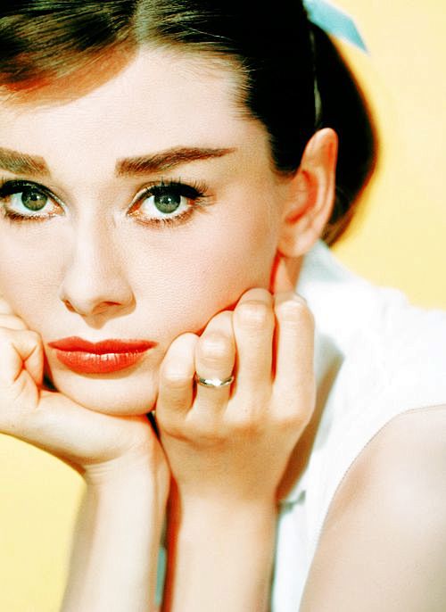 Audrey Hepburn
