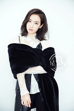 丫丫花瓣瓣采集到美人  美景  美物 搭配