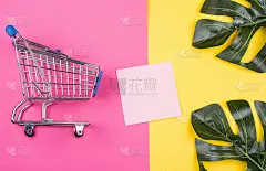 购物车，怪物树叶和一张空白卡片