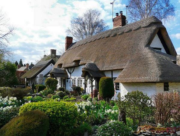 thatchedhousesinengl...