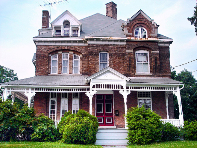 An old brick buildin...