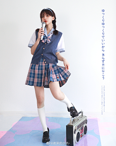 九橘Er采集到人物动态