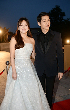 太阳的后裔宋仲基金智媛