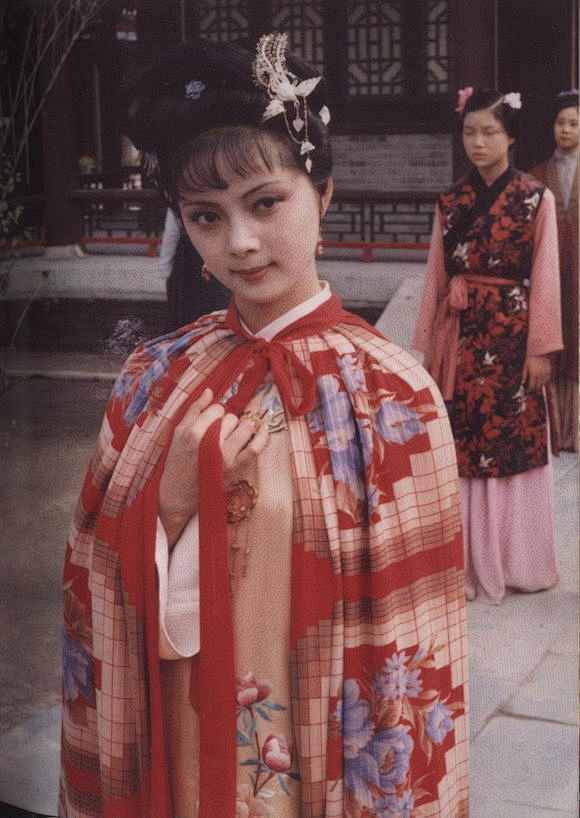 薛宝钗红楼梦中人随心的同采自duitang.