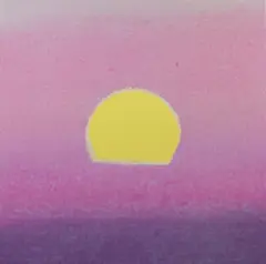 1972年，Andy Warhol创作了“Sunset”系列丝网版画——472个不同色调的日落，配色温柔恬静而又大胆奇异，就像童话故事中的场景。小王子曾说，有一天，他曾看过44次日落。沃霍尔通过色彩表达着不同的情绪，平静，等待，孤独，愉悦，思念……那你的日落时分是什么样的呢？或许每个小王子都有他/她自己的答案。