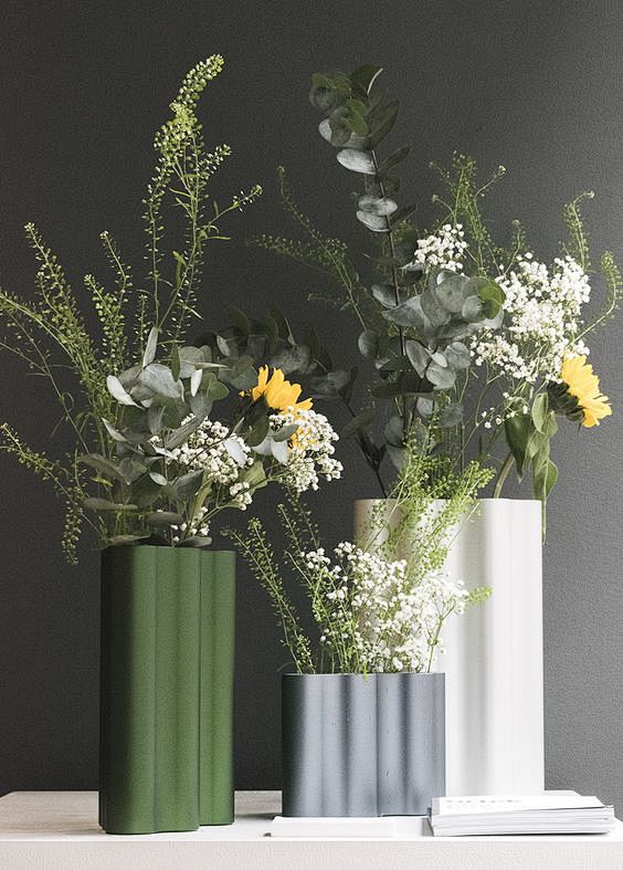 Vitra Nuage Vases