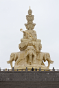 emeishan-the-golden-dome-landscape-scenery-b1734771d06ffd1e396ab8f5ae041119