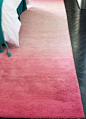粉红渐变地毯