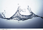 水精灵-透明的水滴激起的水花