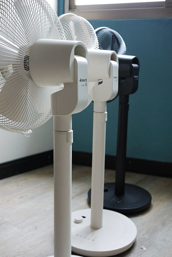 【生活玩物】美麗又省電的極簡風，±0 正...