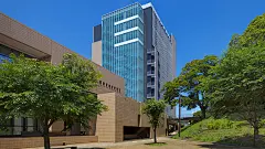 江東区立第五大島小学校 | 佐藤総合計画 : 「江東区立第五大島小学校」の詳細ページです。
