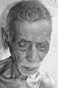 特写亚洲八十多岁的老人的脸。