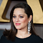 The Adventurine Posts Every Carat in Marion Cotillard’s Earring at ‘Allied’ Premiere