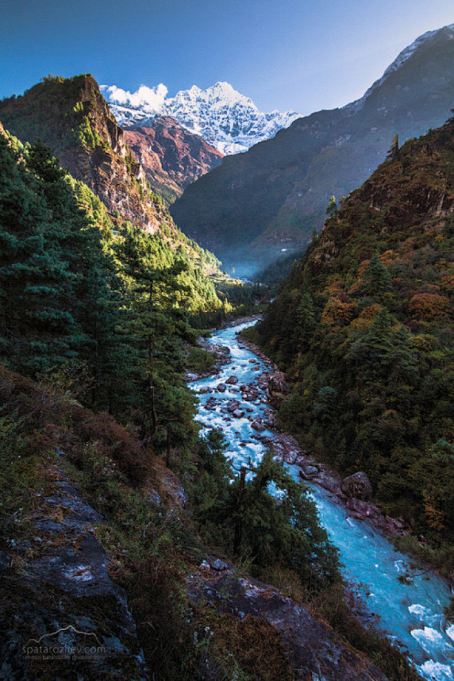 山川  远景