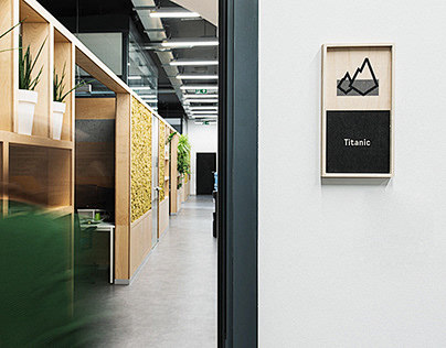 Wayfinding system / ...