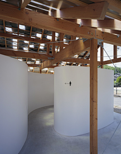 vv与w采集到Hut with the Arc Wall by Tato Ar
