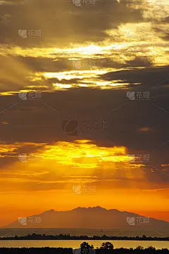 厄尔巴岛和比古利亚泻湖