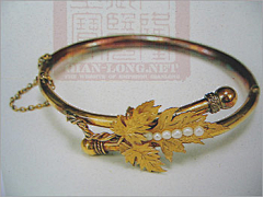 1orpqiPI采集到首饰