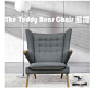 Hans Wegner最受欢迎的设计之一,泰迪熊椅子以其特有的顽皮和有机形态将我们带进动物王国。知道椅子的名字后，评论家描述是其扶手为:"大熊掌从背后拥抱你"。