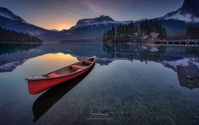 Canadian Rockies on ...