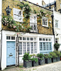 These 30 Charming Front Doors Around London Look Like They’re Part Of Sets In A Wes Anderson Movie : Have you ever noticed a front door that looked so good, you wanted to take a picture of it? Well, this photographer did and her hobby stretched so far, sh