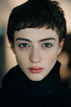 越越啦啦啦采集到人物头像-正脸