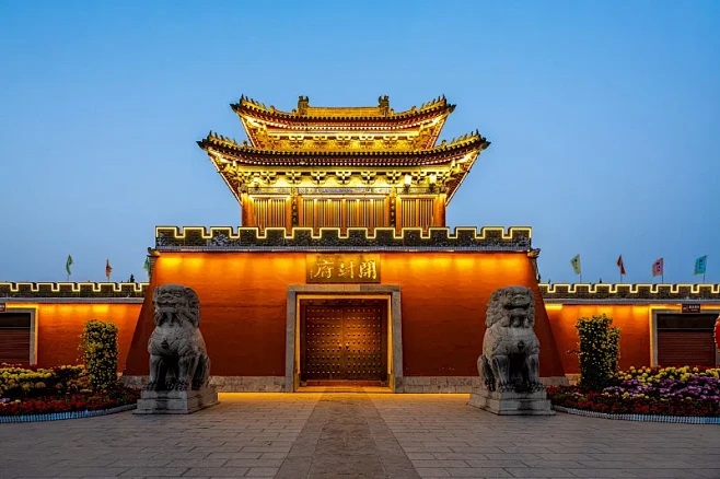 中国河南开封开封府城楼夜景图片下载-花瓣网