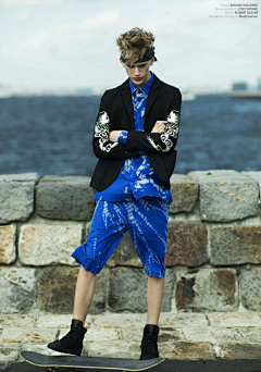 MRYES7采集到Dominik Sadoch
