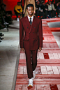 古典和运动潮物的平衡与融合Alexander <wbr>McQueen <wbr>2018秋冬男装系列释出
