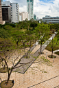 阿亚拉三角公园广场 Ayala Triangle Park by AECOM-mooool设计