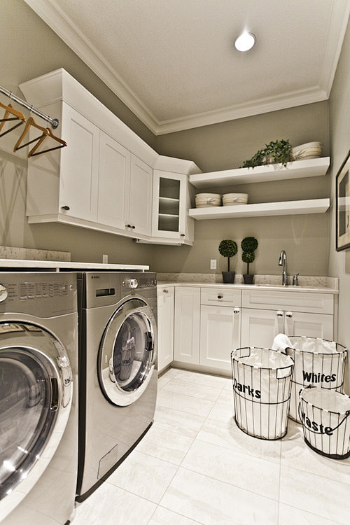 traditional-laundry-...