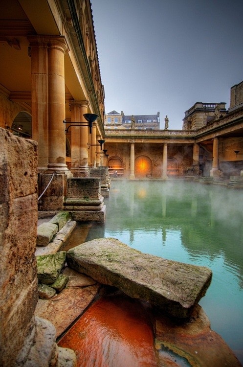 罗马浴场在巴斯，英国