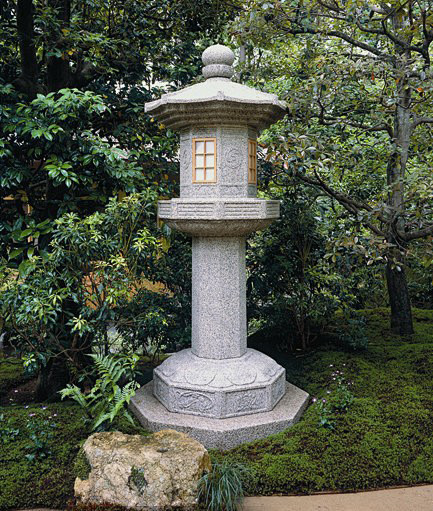 日本寒川神社花园