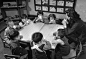 1947年7月21日，上海。幼稚园内。