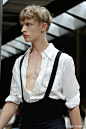 少年 ​​​​ Dries Van Noten